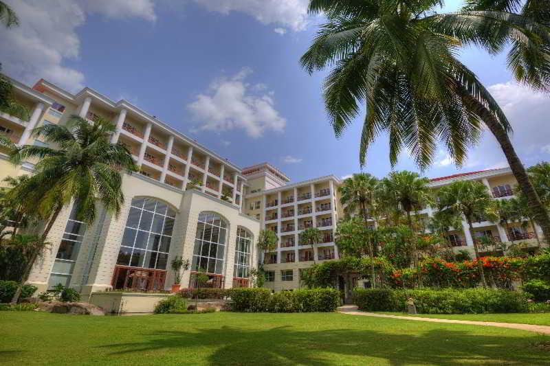 Bangi Resort Hotel Bandar Baru Bangi Экстерьер фото
